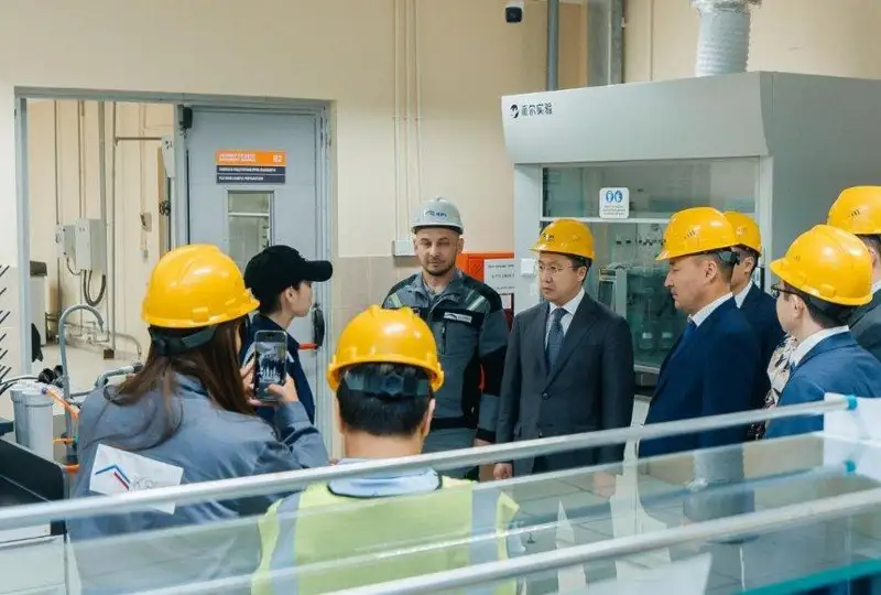 Марат Карабаев предложил увеличить объем производимого полипропилена в Атырау