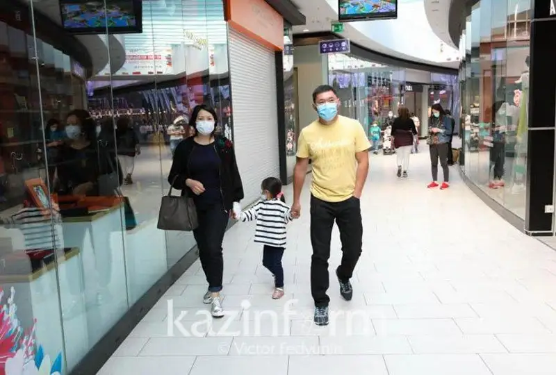 Таджикистан планирует открыть торговые дома в Казахстане