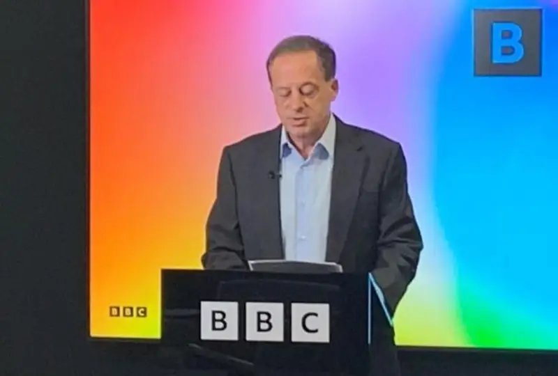 Глава Би-би-си подал в отставку на фоне скандала о займе Борису Джонсону