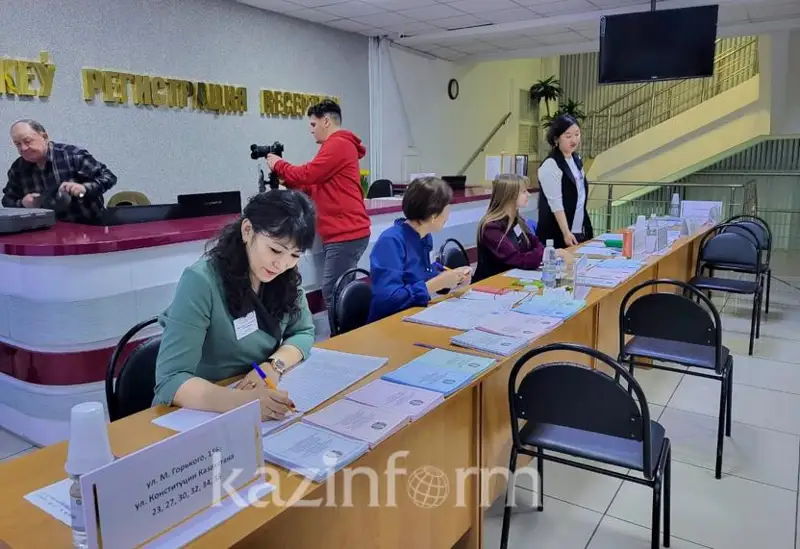 631 избирательный участок открылся в СКО