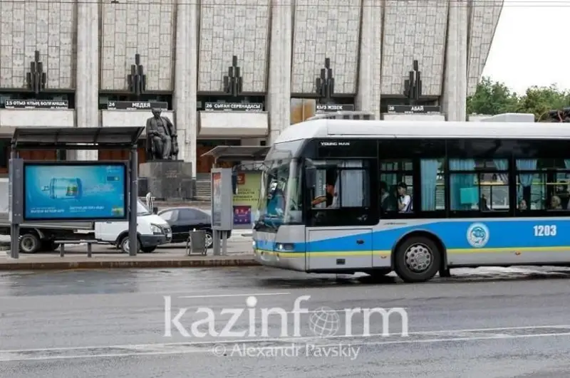 Парк автобусов и троллейбусов в Алматы планируют обновить до 2025 года