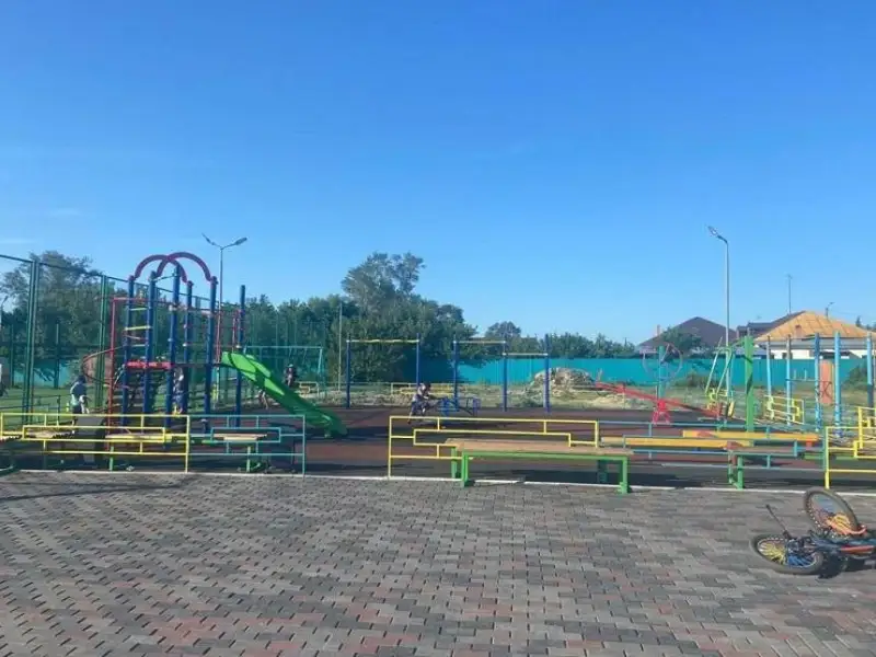 Какие работы по благоустройству запланированы в области Абай