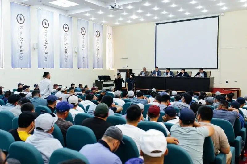 «BerÁli» kompanııasynyń jumysshylaryna jalaqysy burynǵy mólsherdegi basqa jumys usynyldy