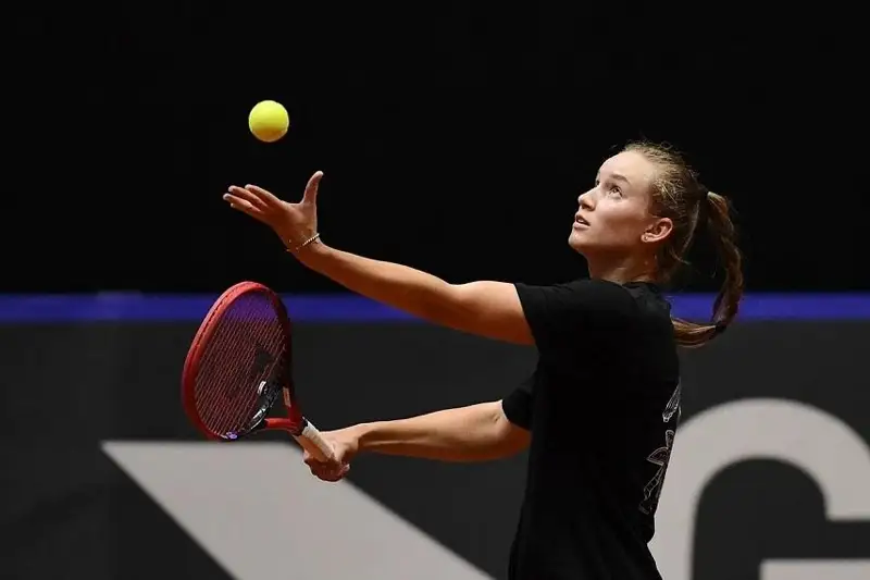 Elena Rybakına Astanaǵa ushyp keldi