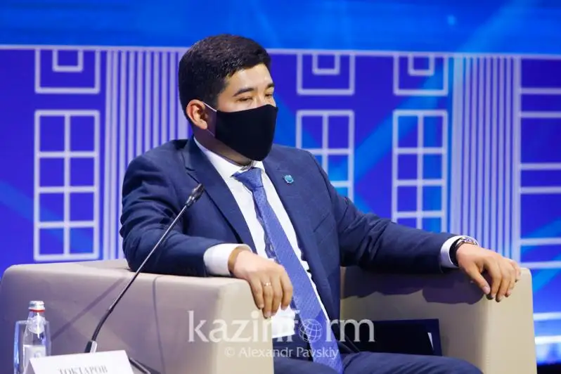 پارتيالار مەن ءوزىن- ءوزى ۇسىنۋشىلار سايلاۋشىلاردىڭ داۋىسى ءۇشىن كۇرەسەدى - ساراپشى