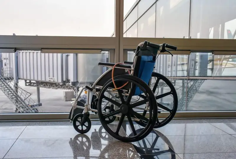 Организовать бесплатные перелеты для людей с инвалидностью предложил мажилисмен Абдиев