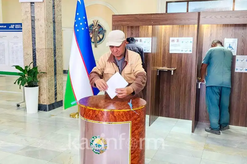 В Узбекистане завершилось голосование на президентских выборах