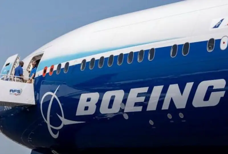 Boeing 2 мингга яқин ходимини қисқартиришни режалаштирмоқда
