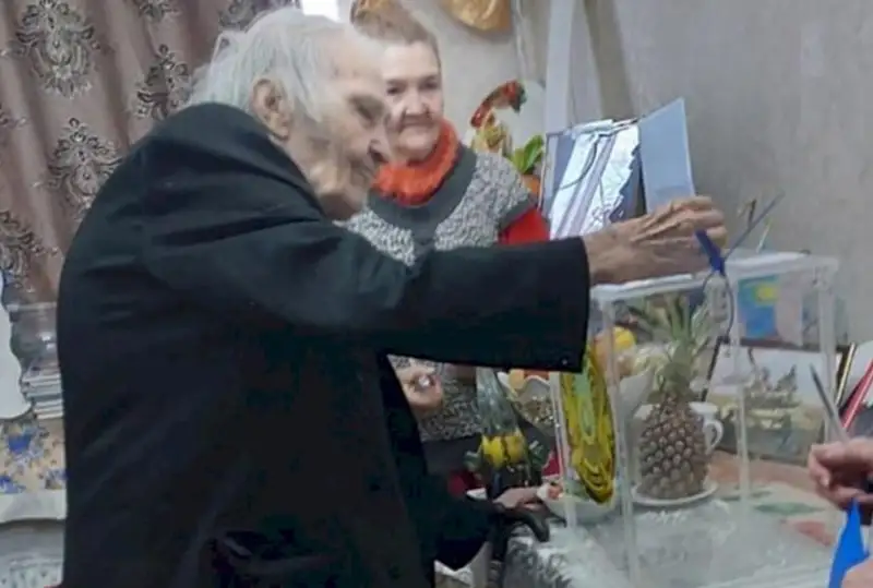 103 jastaǵy soǵys ardageri: Saılaýǵa qatysý jáne daýys berý – bul baqyt