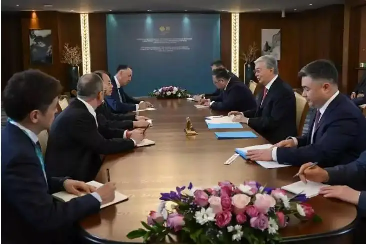 توقايەۆ ازيا دامۋ بانكىنىڭ ەلىمىزدەگى جوبالاردى قارجىلاندىرۋ ماسەلەسىن تالقىلادى