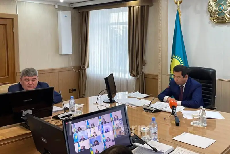 Аким СКО жестко раскритиковал работу управления экономики