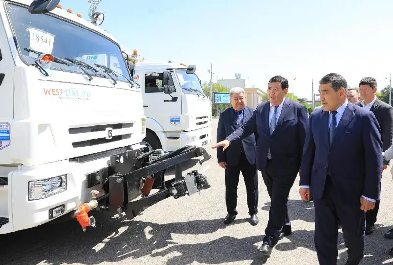 На 470,1 млн тенге приобрели технику для уборки и благоустройства Тараза