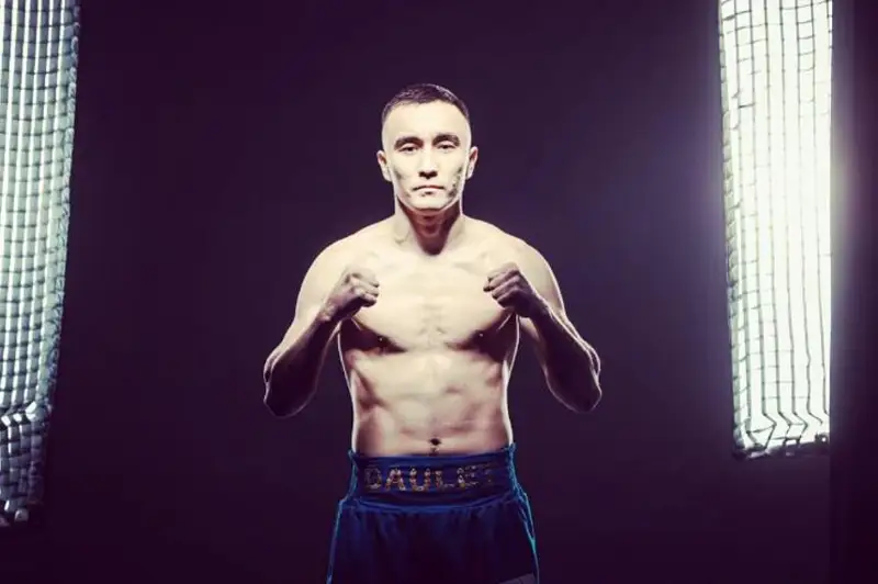 Казахстанский боксер с десятью победами получил бой в Европе