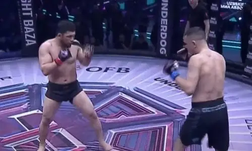 Казахстанский боец одержал победу над узбекистанцем