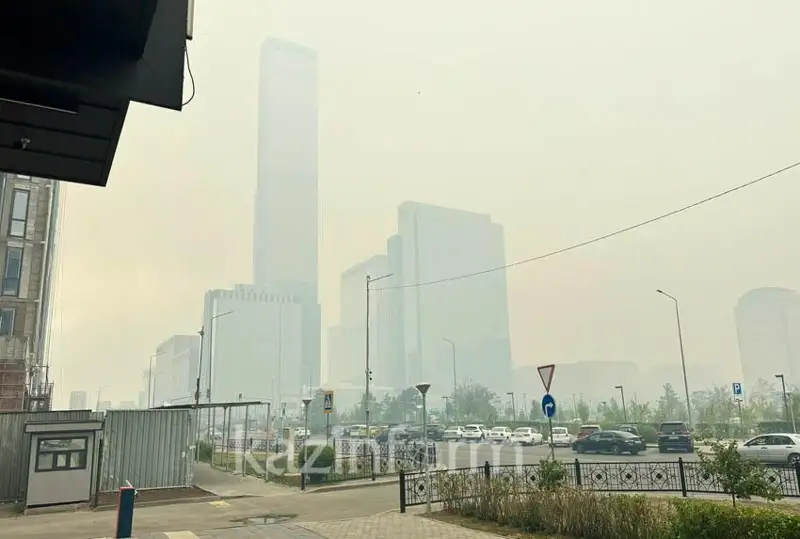 Астанчан попросили не выходить на улицу