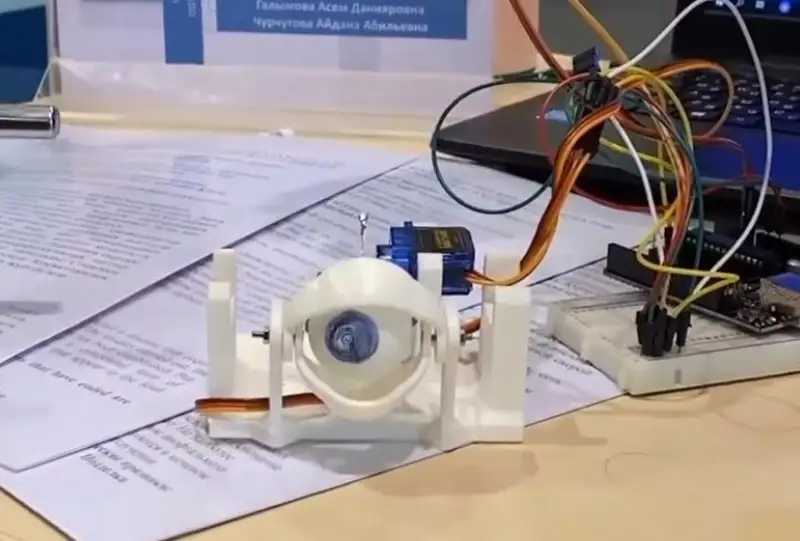 Глазной протез создали школьники из ВКО