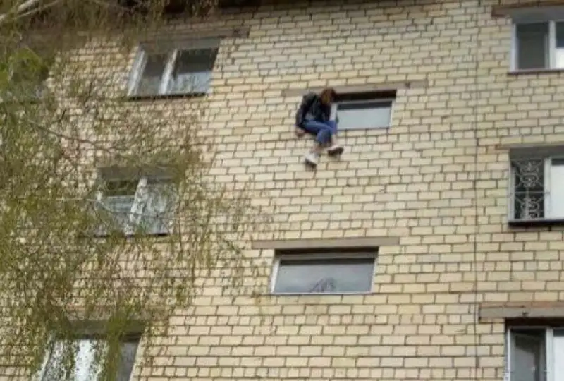 Женщину спасли полицейские в Шахтинске