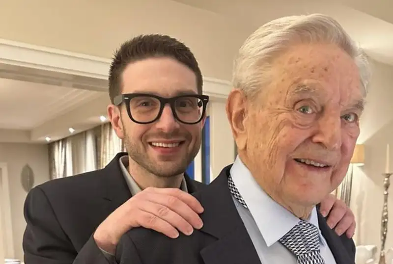 Жорж Сорос ўз бизнес империясини бошқаришни ўғлига топширди