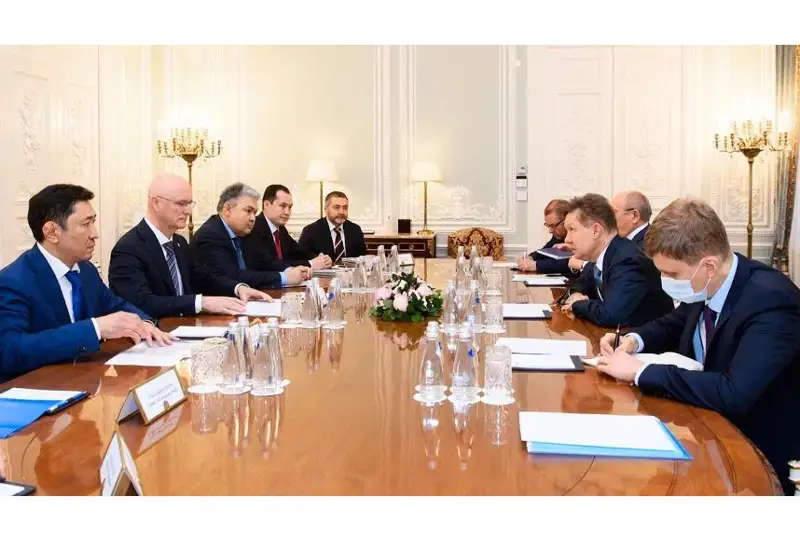 Roman Sklıar «Gazprom» basshysymen tabıǵı gazǵa qatysty jobalardy aıqyndady