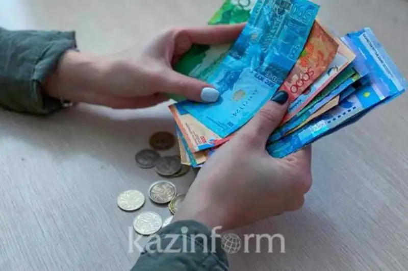 Минтруда Казахстана полностью автоматизировало назначение пособия награжденным матерям