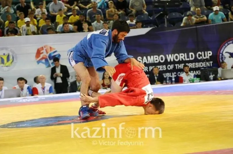 ءتورت ەلدىڭ قۇقىققورعاۋ قىزمەتكەرلەرى سامبودان ءوزارا مىقتىنى انىقتايدى