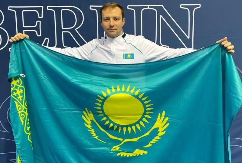 Рекорд Азии установил карагандинский парапловец