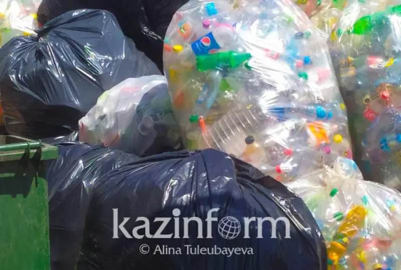 Tarazda jastar 4 tonnaǵa jýyq qoqys jınady