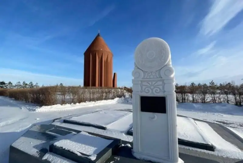 В Национальном пантеоне не будут хоронить членов семей Президентов РК