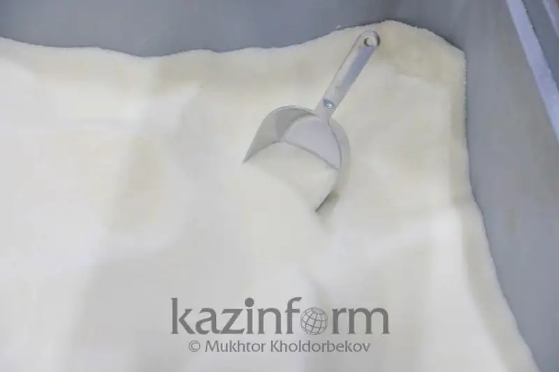 На 41% снизит импорт белого сахара Казахстан к 2026 году