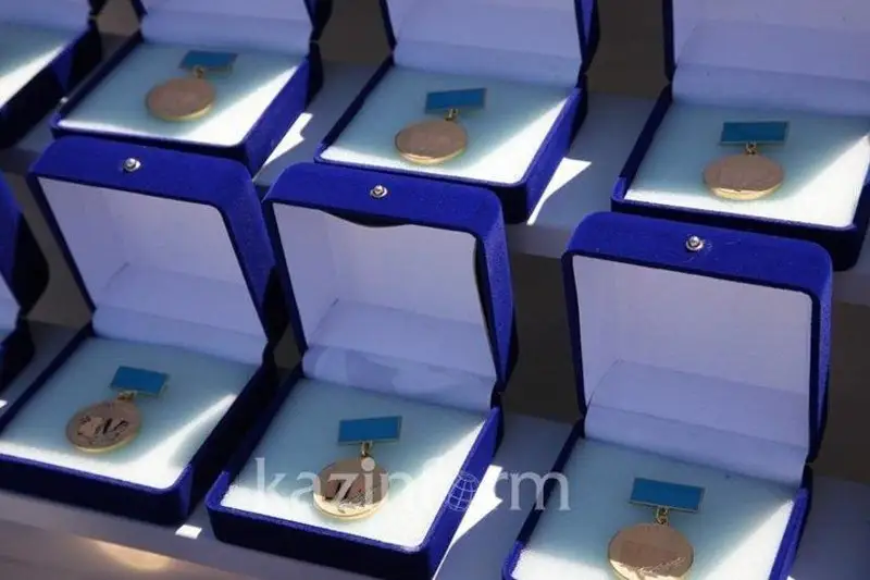 بيىل «التىن بەلگى» يەگەرلەرىنە گرانت كونكۋرسىندا قانداي باسىمدىق بەرىلەدى