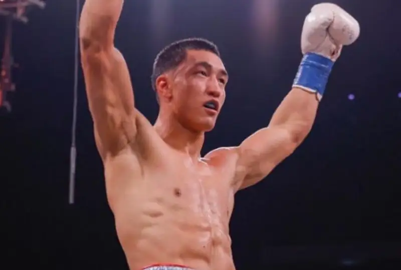 Абильхан Аманкул официально получил бой против мексиканского нокаутера