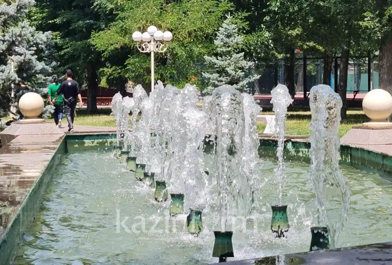 Вышедшие из строя фонтаны восстанавливают в Таразе