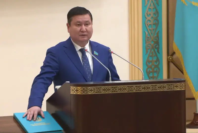 Қозоғистонда Сенатнинг янги депутатлари қасамёд қилди