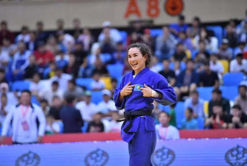 Абиба Абужакынова завоевала «бронзу» турнира «Большой шлем» в Париже