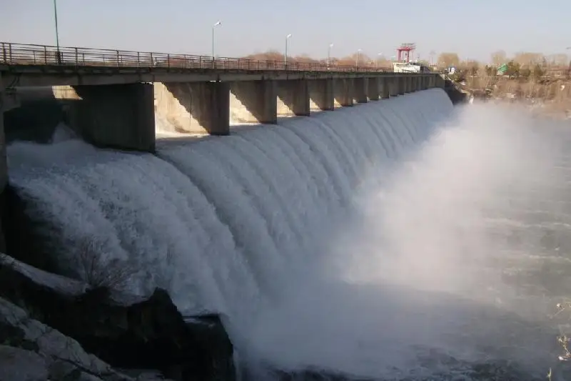 Природоохранные попуски воды начались в Павлодарской области