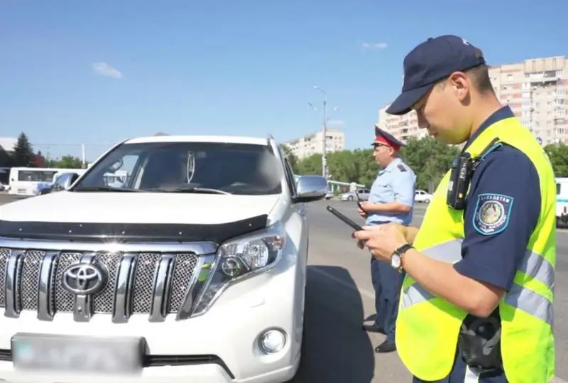 Около 26 млн тенге взыскали с должников в ВКО