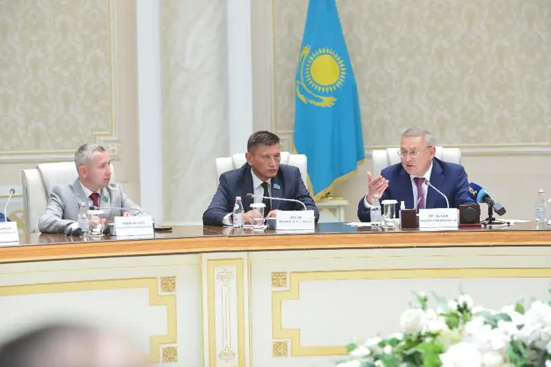 الماتى- وسكەمەن- لەپسى- اقتوعاي اۆتوجولىن جاڭارتۋدى اياقتاۋ ءۇشىن 7,4 ميلليارد تەڭگە قاجەت