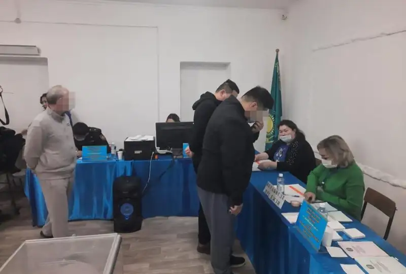 Более 100 следственно-арестованных проголосовали в Акмолинской области