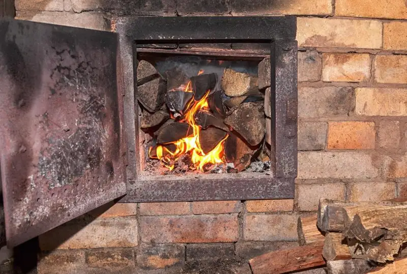 ايازدى كۇندەرى پەش جاققاندا ورتتەن قالاي ساقتانۋ كەرەك