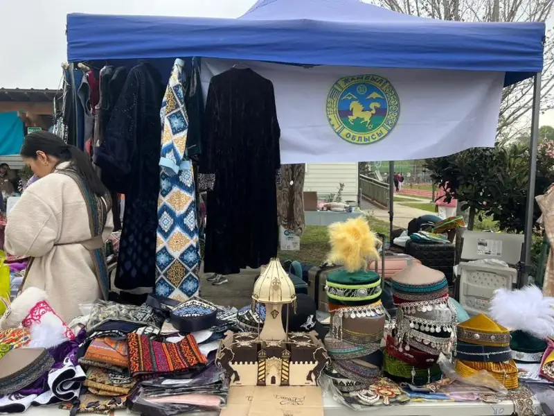 Жамбылдық қолөнершілердің бұйымдары АҚШ-тағы көрмелерге қойылды
