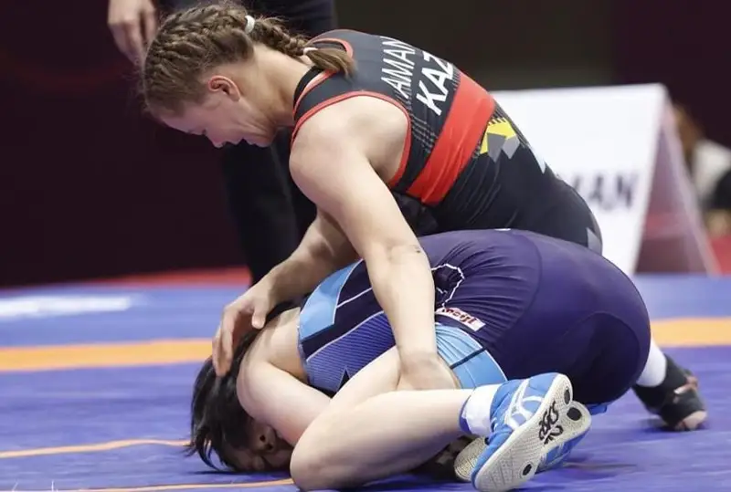 ازيا چەمپيوناتىندا ايەلدەر كۇرەسىنەن قازاقستاندىق بالۋاندار 1 كۇمىس، 4 قولا الدى