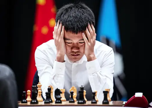 قىتايلىق دين ليجەن - شاحماتتان ون جەتىنشى الەم چەمپيونى