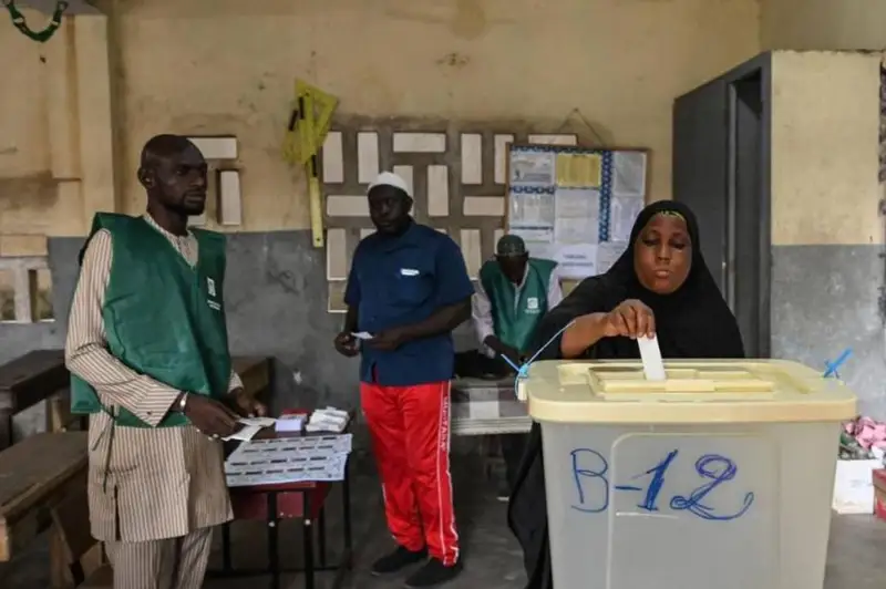 Малида янги конституция бўйича референдум бўлиб ўтди