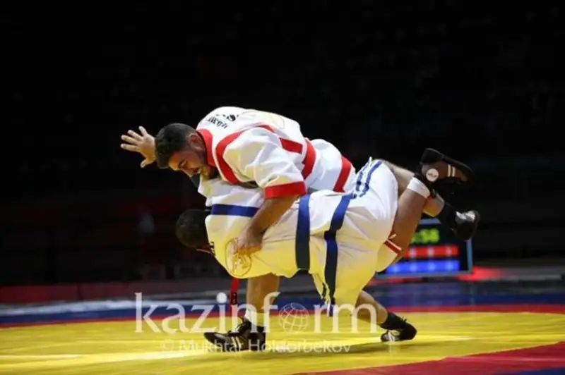 Кто вышел во второй круг «Қазақстан барысы»