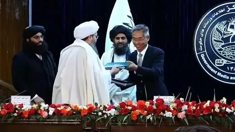 Хитой компанияси Афғонистонда нефть қазиб олади