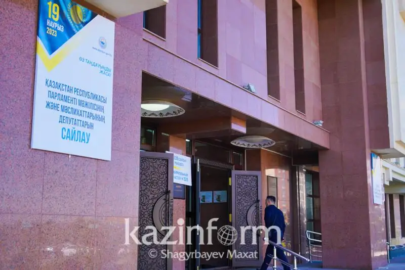 Saılaý kúninde quqyq buzǵan taǵy 6 adam jaýapkershilikke tartyldy