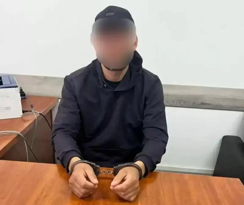 Полиция белгілі журналистің көлігін өртеп жіберді деген күдіктіні ұстады