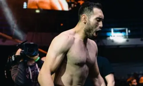 «Казахский гигант» Асылжан Бакытжанулы нокаутировал экс-чемпиона американской лиги