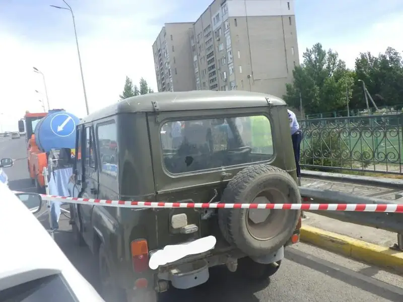 ورالدا اۆتوكولىك قاعىپ كەتكەن 64 جاستاعى ەر ادام مەرت بولدى