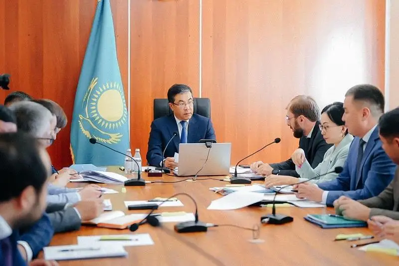 Проконтролировать подготовку к учебному году поручил аким области Абай